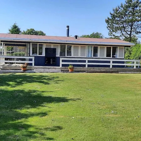 Cozy With Sea View Semesterbostad Hårby