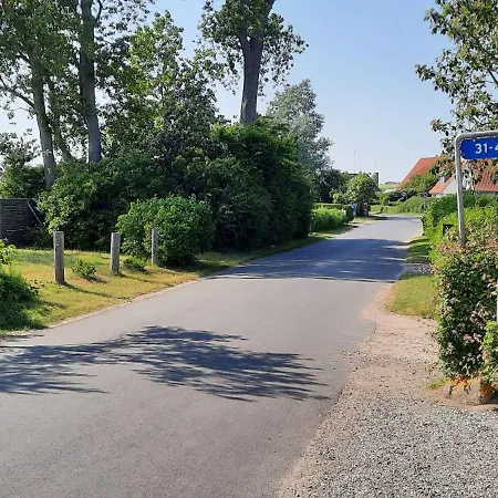 Semesterbostad Cozy With Sea View